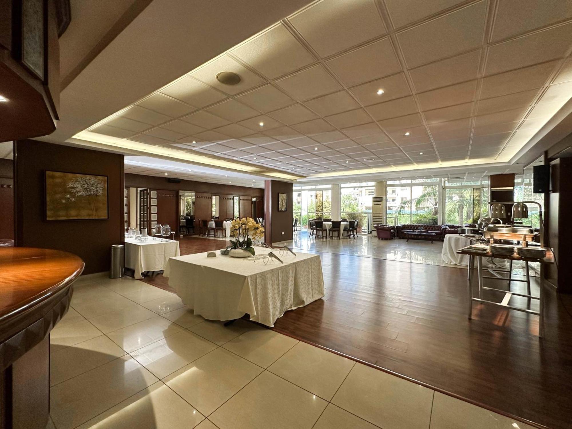 Cosmopolitan Hotel Bejrut Zewnętrze zdjęcie